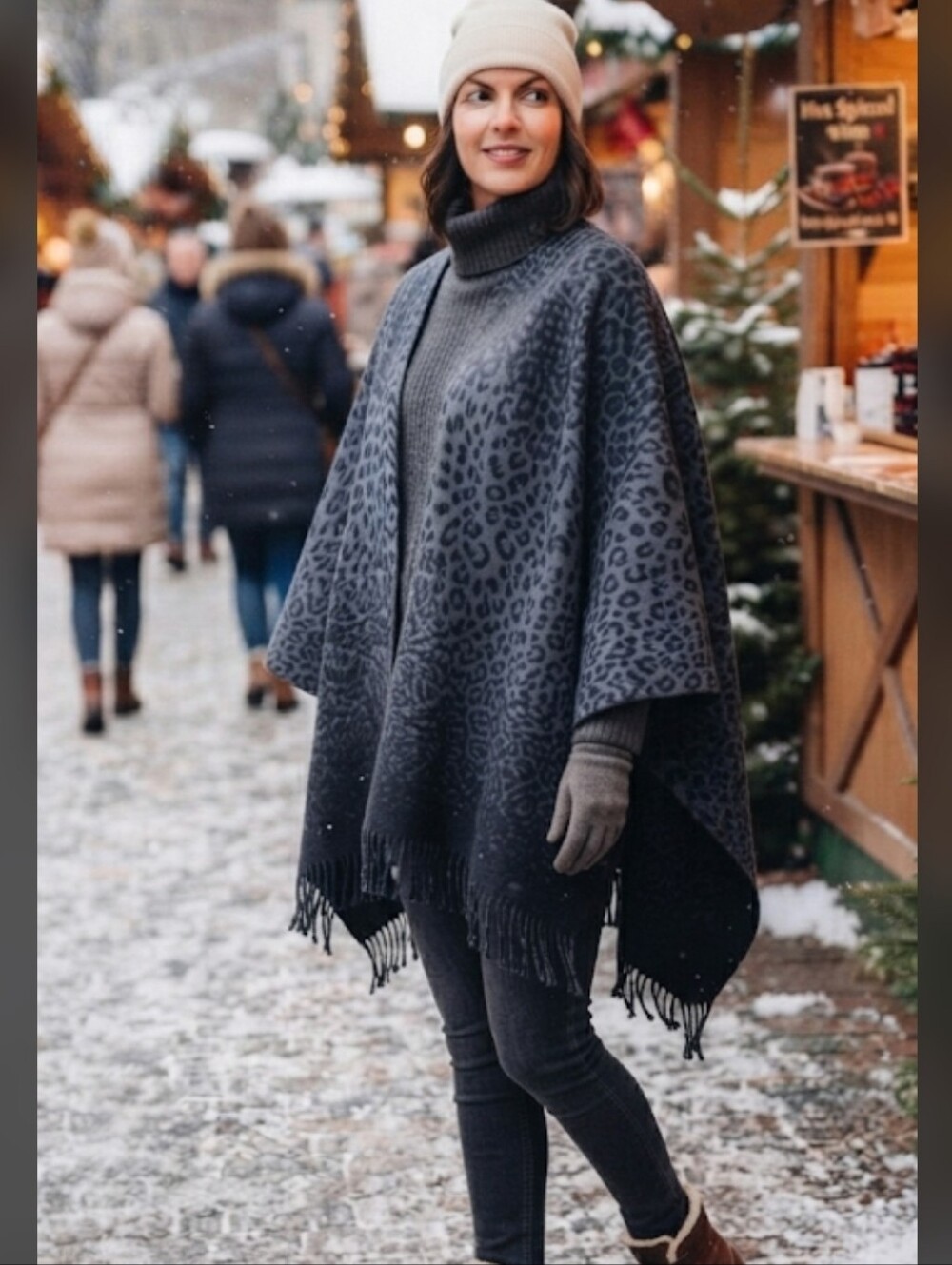 E STUDIO  SHRUG